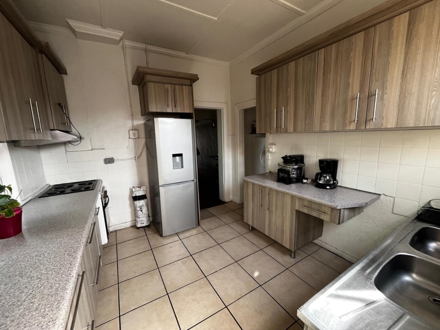 2 Bedroom Property for Sale in Athlone Western Cape